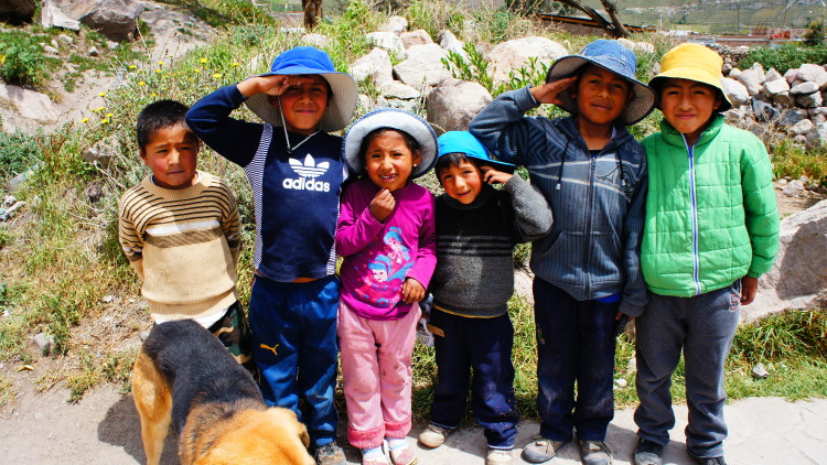Dorastać na ulicach peruwiańskich miast – dzieci i ich problemy