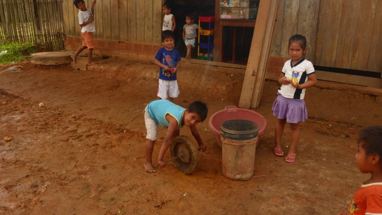 Szukając źródła czyli o problemie dostępu do wody pitnej