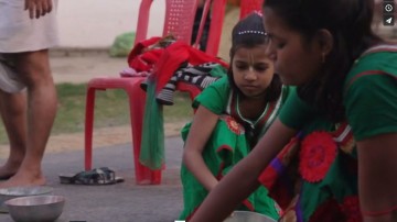 Pocztówka z Indii – kwatera główna Hare Krishna