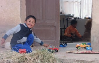 Do przedszkola marsz! Historia Ani, która poszła do boliwijskiego przedszkola.