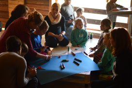 Po co komu opona? O środkach transportu na świecie. Warsztaty Rodzinne z Misyjkiem.